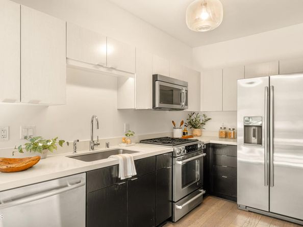 527 Molino Street 209, Los Angeles CA 90013
