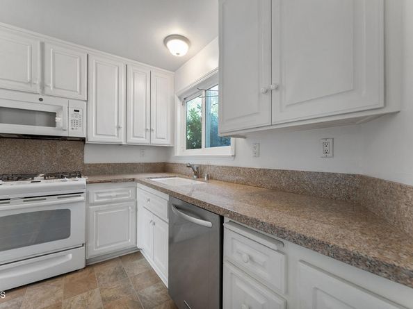 1988 Rolling Vista Drive 21, Lomita CA 90717