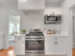 2117 N Madison Avenue, Altadena CA 91001