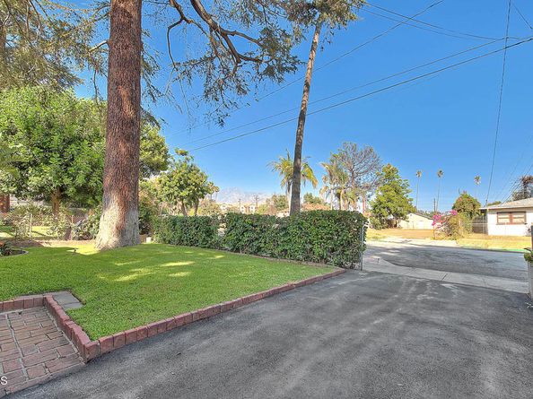 2117 N Madison Avenue, Altadena CA 91001