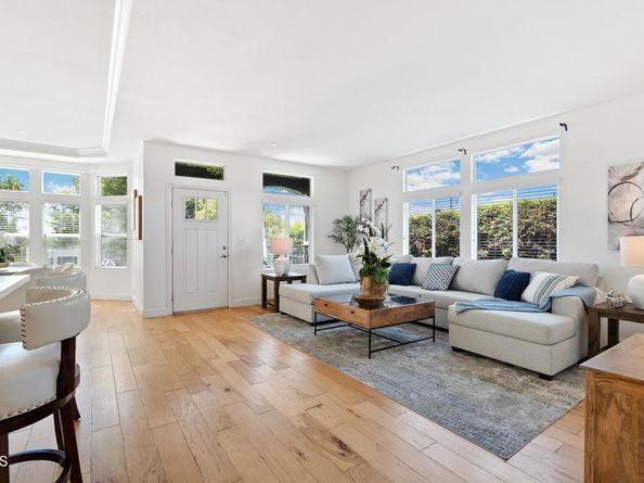 2653 W Avenue 35, Los Angeles CA 90065