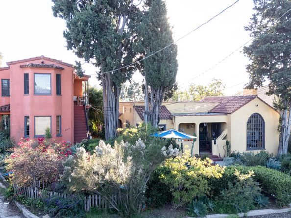 2309 Vista Gordo Drive, Los Angeles CA 90026