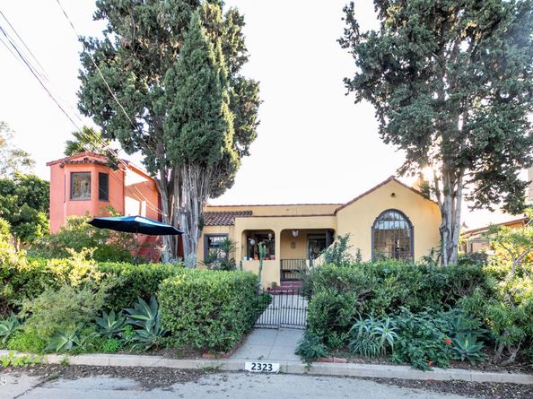 2309 Vista Gordo Drive, Los Angeles CA 90026