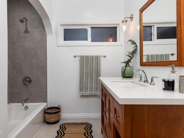 3227 Terzilla Place, Los Angeles CA 90065