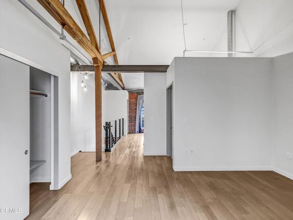 527 Molino Street 110, Los Angeles CA 90013