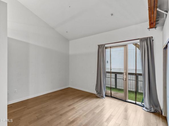 527 Molino Street 110, Los Angeles CA 90013