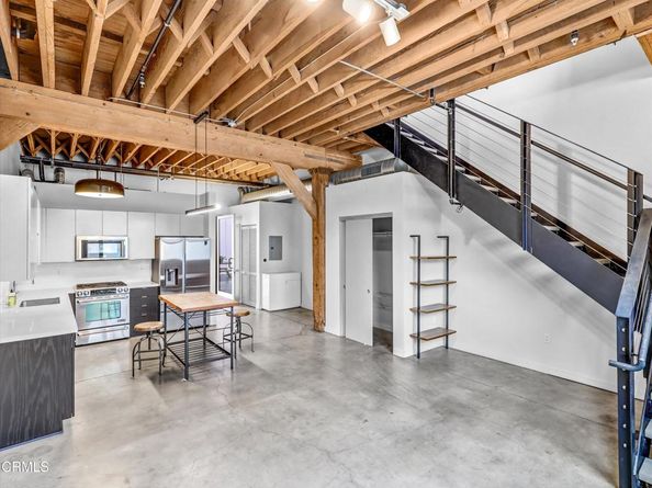 527 Molino Street 110, Los Angeles CA 90013