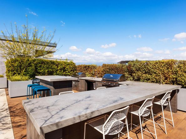 527 Molino Street 110, Los Angeles CA 90013