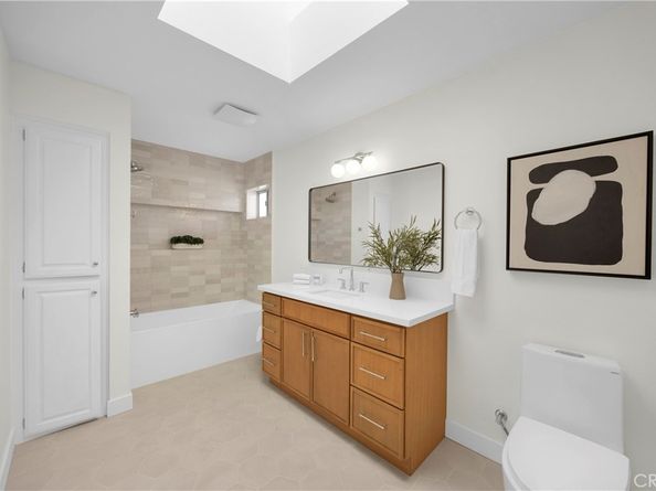 2707 Mathews Avenue A, Redondo Beach CA 90278