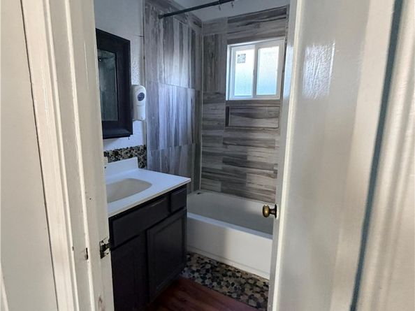 2452 Adriatic, Long Beach CA 90810