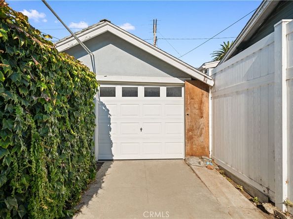 202 Mira Mar Avenue, Long Beach CA 90803