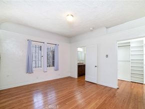 1036 S Citrus Avenue, Los Angeles CA 90019