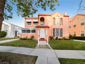 1036 S Citrus Avenue