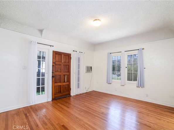 1036 S Citrus Avenue, Los Angeles CA 90019