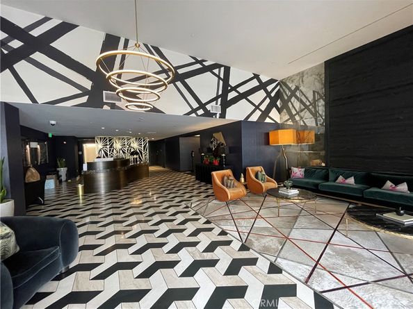 1050 S Grand Avenue 2003, Los Angeles CA 90015