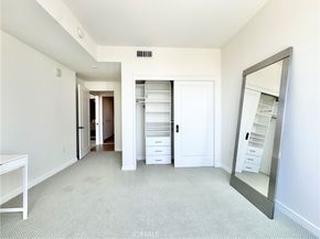 1050 S Grand Avenue 2003, Los Angeles CA 90015