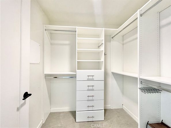 1050 S Grand Avenue 2003, Los Angeles CA 90015