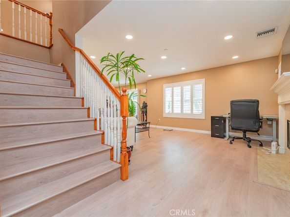 819 W Duarte Road, Monrovia CA 91016