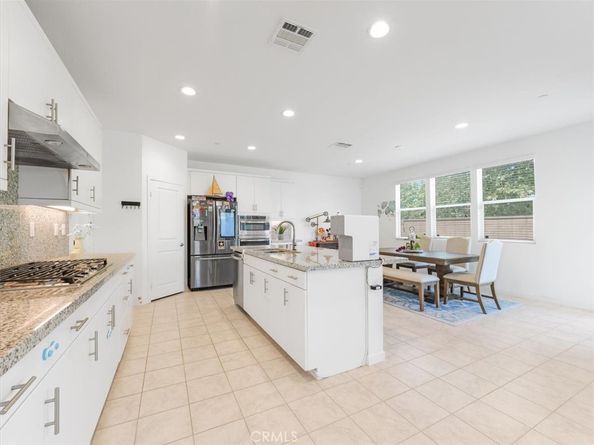 4858 S Avocado Trail, Ontario CA 91762