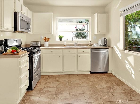 8482 E Amberwood, Anaheim CA 92808