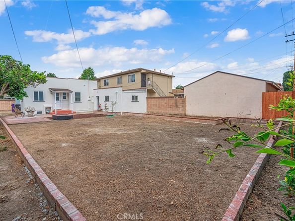 6010 Linden Avenue, Long Beach CA 90805
