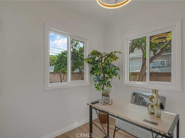 6010 Linden Avenue, Long Beach CA 90805
