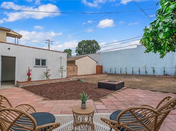 6010 Linden Avenue, Long Beach CA 90805