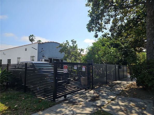 1722 W 60th Place, Los Angeles CA 90047