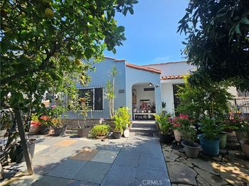 1722 W 60th Place