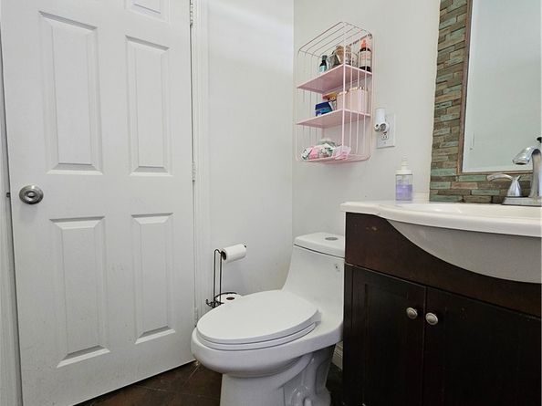 1722 W 60th Place, Los Angeles CA 90047