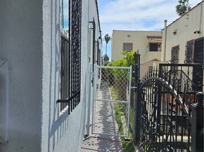 1722 W 60th Place, Los Angeles CA 90047