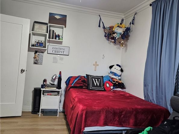 1722 W 60th Place, Los Angeles CA 90047