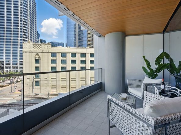 888 W E Street 505, San Diego CA 92101