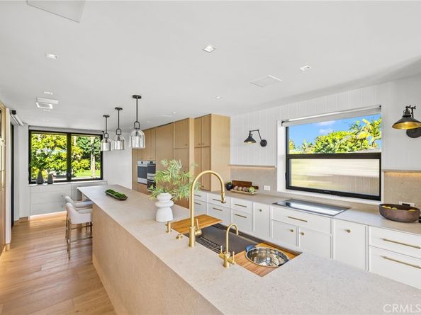 1075 Granville Drive, Newport Beach CA 92660