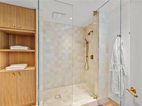 1075 Granville Drive, Newport Beach CA 92660