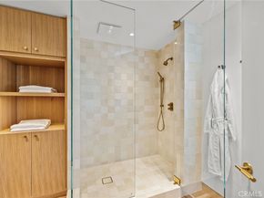 1075 Granville Drive, Newport Beach CA 92660