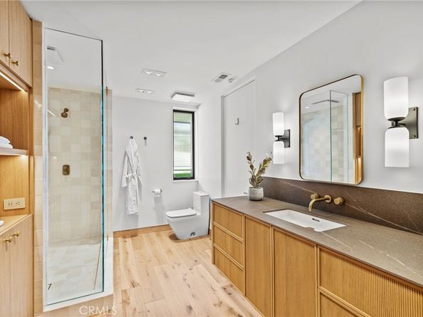 1075 Granville Drive, Newport Beach CA 92660