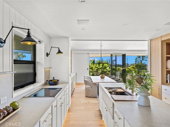 1075 Granville Drive, Newport Beach CA 92660