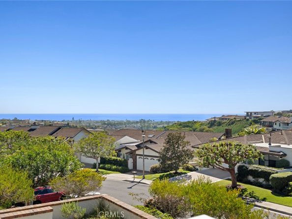 15 Curl Drive, Corona Del Mar CA 92625