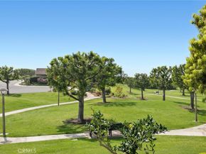 15 Curl Drive, Corona Del Mar CA 92625