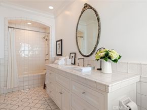 2411 Bayshore, Newport Beach CA 92663