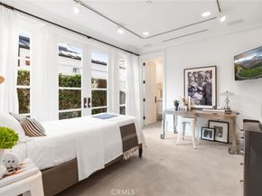 2411 Bayshore, Newport Beach CA 92663