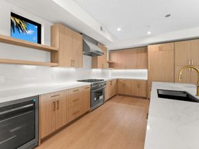 2672 Roosevelt Street, Carlsbad CA 92008