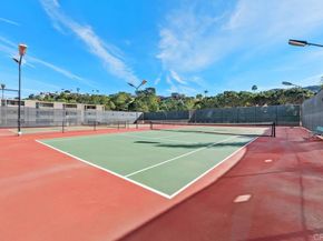 2500 Torrey Pines Rd 201, La Jolla CA 92037