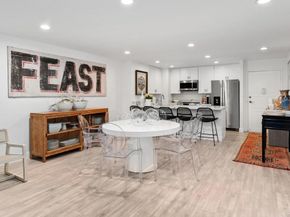 2500 Torrey Pines Rd 201, La Jolla CA 92037