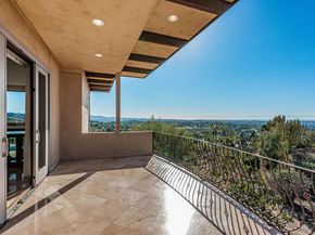 2362 Edgehill Road, Vista CA 92084