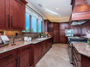 2362 Edgehill Road, Vista CA 92084