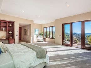 2362 Edgehill Road, Vista CA 92084