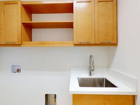 10710 Canyon Grove Trail 31, San Diego CA 92130