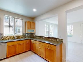 10710 Canyon Grove Trail 31, San Diego CA 92130